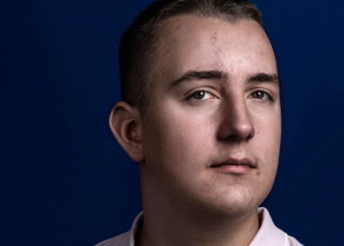 Wenn Männer sich den Spiegel vorhalten: der Automatiker-Lehrling Jeremie Clerc